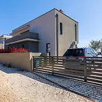 Seastar Villa